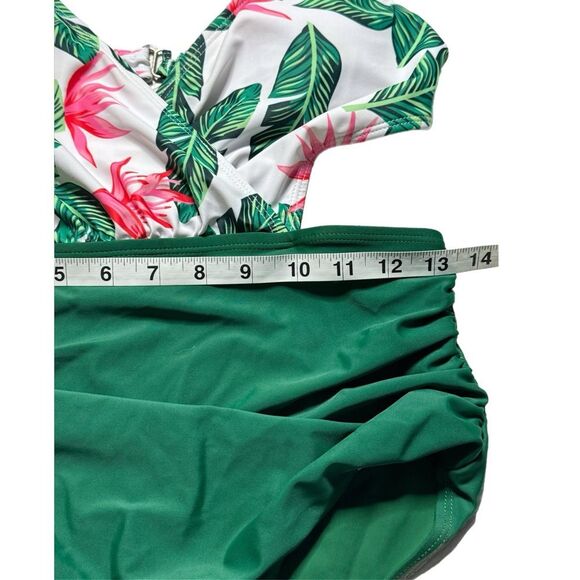 NEW Women’s one piece swimsuit tummy control halter v-neck, medium - Picture 4 of 7